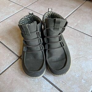 Hey Dude shoes
